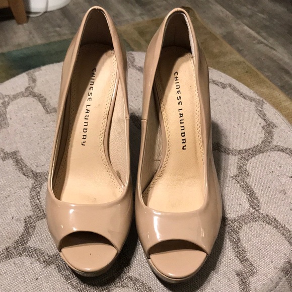 High heels - Picture 3 of 4